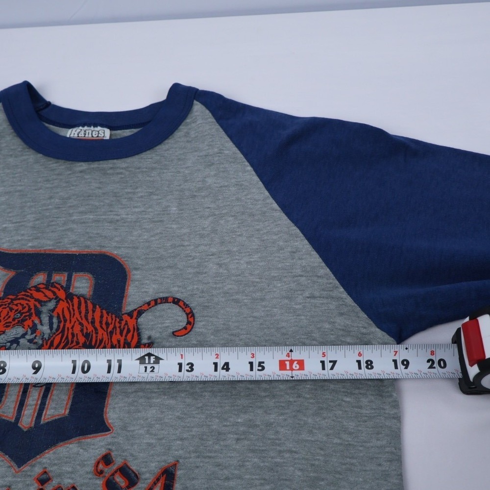 VTG Detroit Tigers Roar 1984 Hanes‎ Raglan Graphic Tee Michigan 38" Chest WORN - Picture 5 of 12